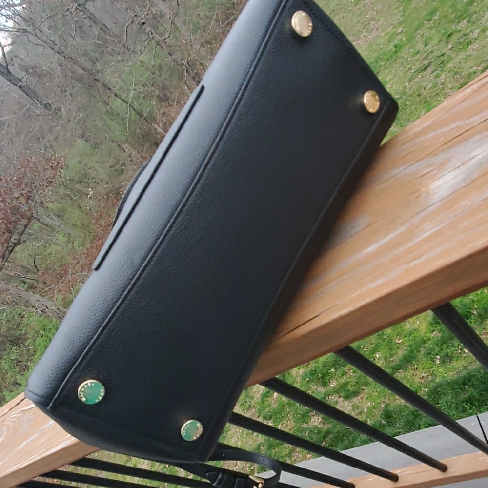 * Like New With Tags * Michael Kors 2 way purse - Picture 6 of 9